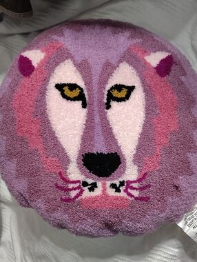 Plush Purple Pink Wolf Face Round Pillow Nwot $25